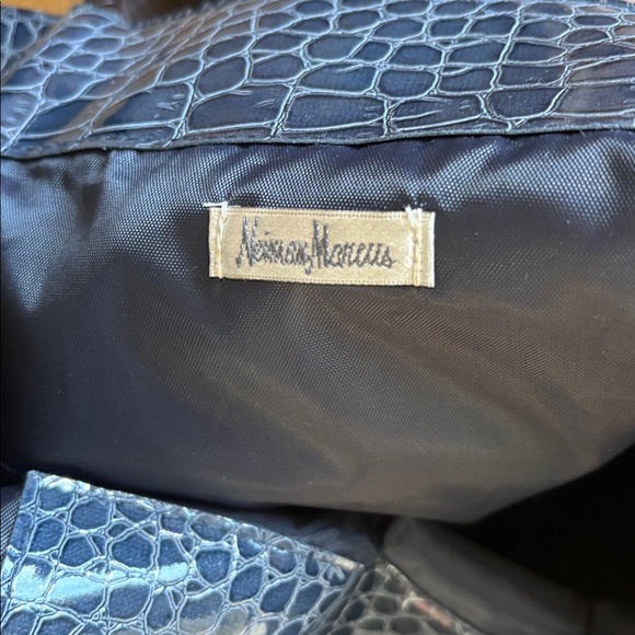 Neiman Marcus Navy Croc Embossed Tote - Picture 5 of 9